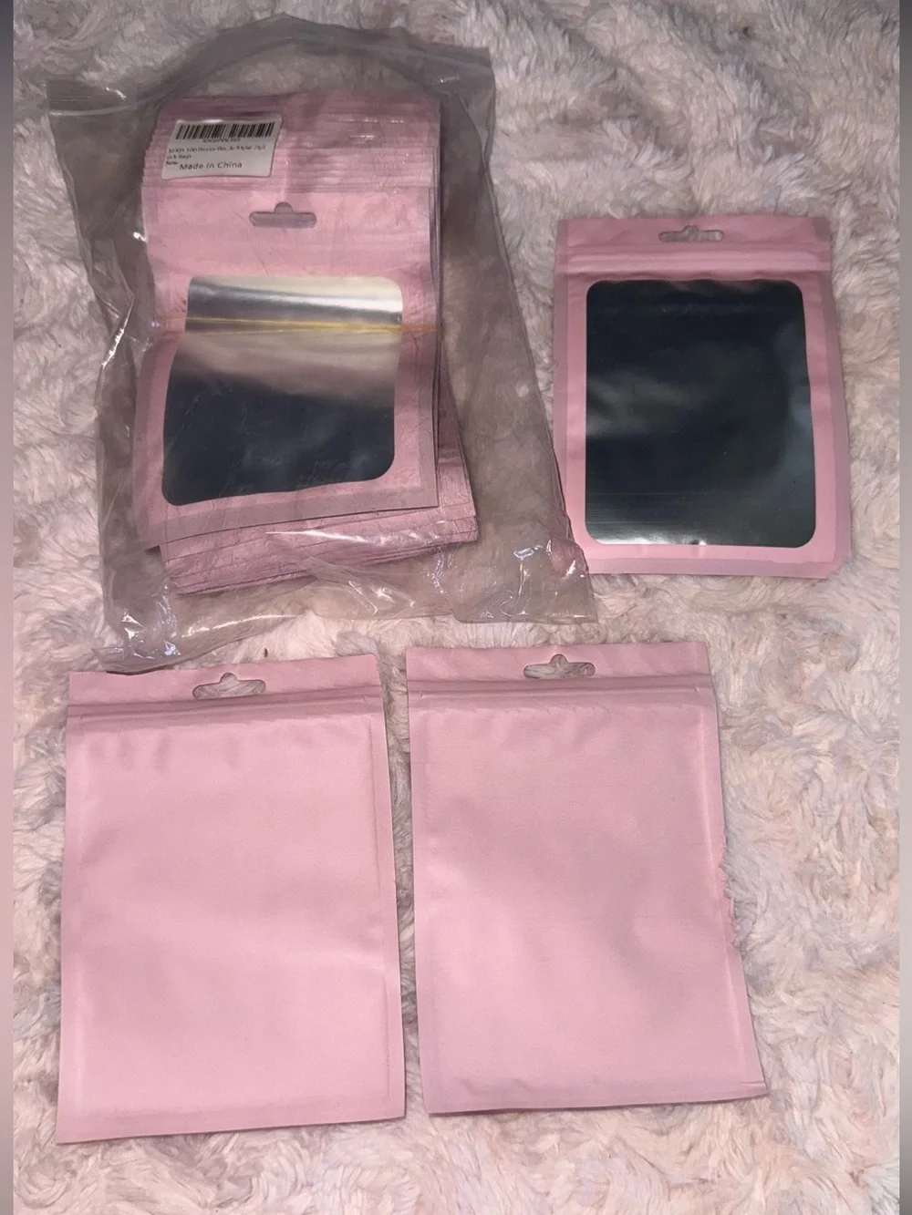 NWT’s 100 Pcs - Pink Resealable Pouch Pack - Matte Pink Jewelry, Candy ETC Bags